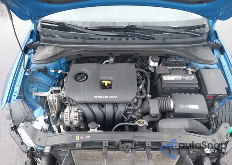 2017 Hyundai Elantra Se/Value/Limited z USA, uszkodzony, nr VIN 5NPD84LF7HH196695